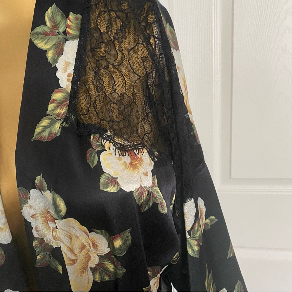 Valentino Intimo Floral Robe - Picture 4 of 10